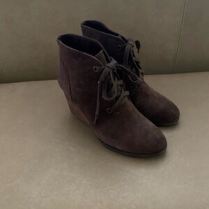 LUCKY Brand Brown Suede Wedge Boots